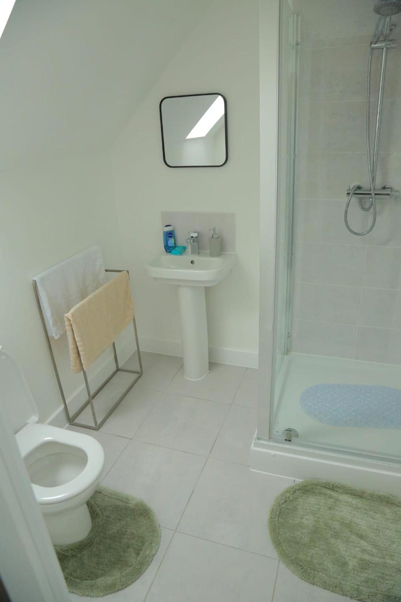 Beautiful New Family Home Лідс Екстер'єр фото
